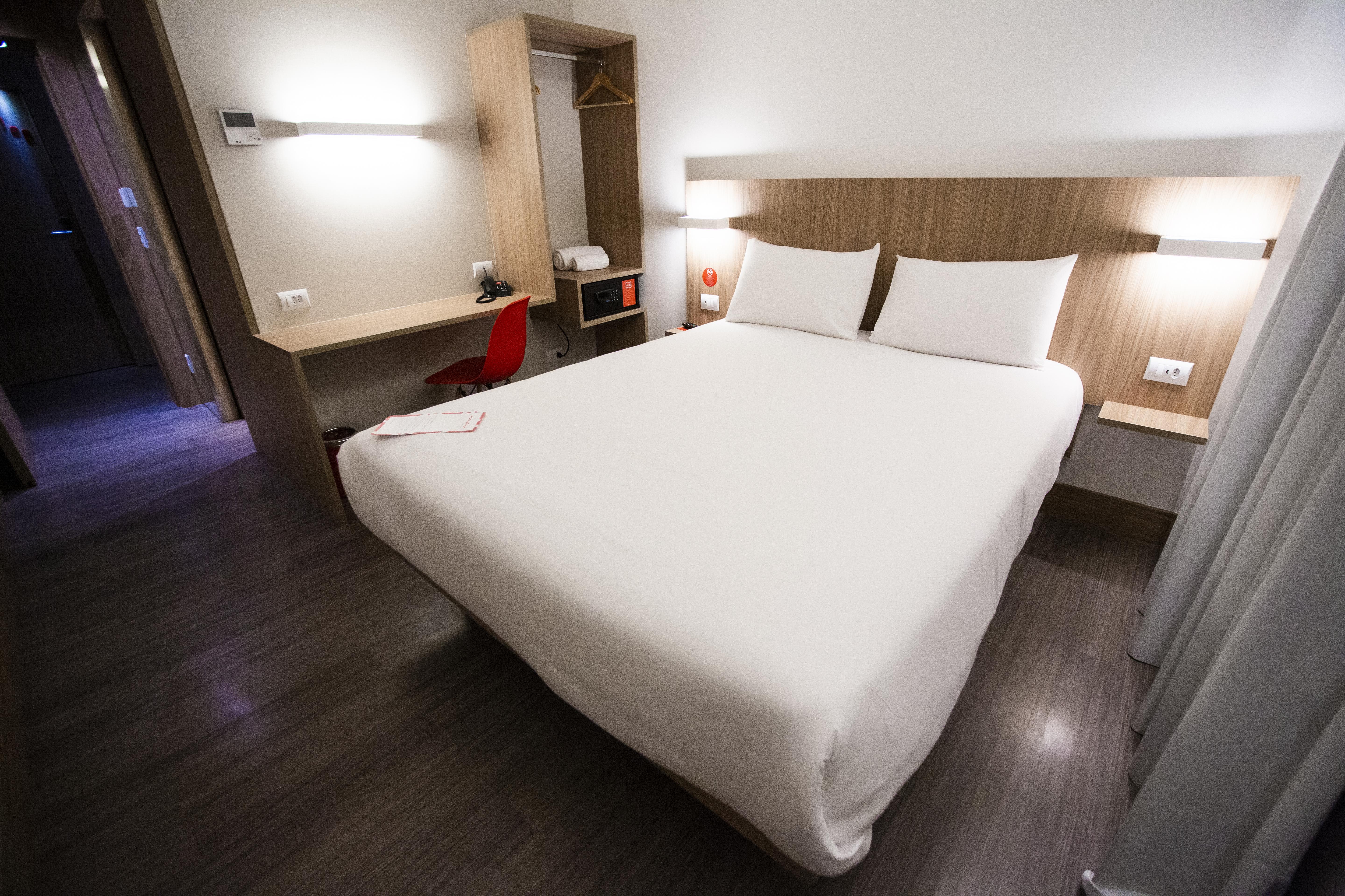 Hotel Moov Curitiba Buitenkant foto
