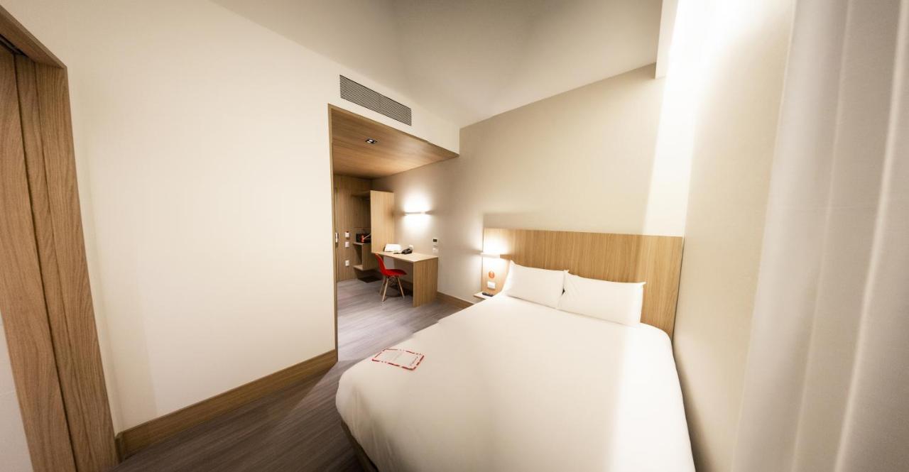 Hotel Moov Curitiba Buitenkant foto